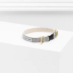 See Scout Sleep Collier Pour Chat Chef L’Bark Crème Et Noir