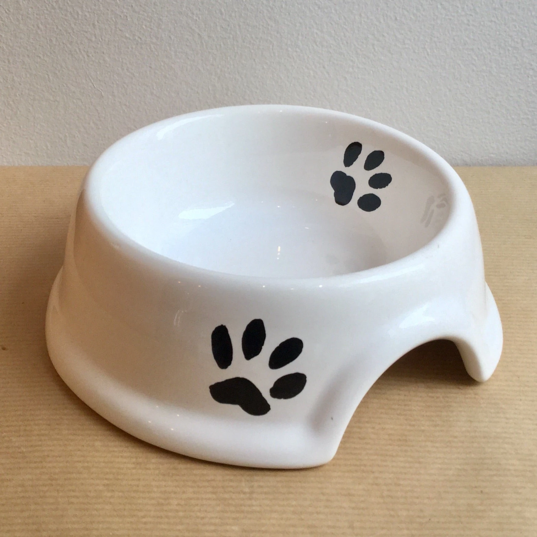 Hariet Et Rosie Gamelle En Porcelaine Pour Chien Et Chat 1 Hariet Et Rosie Gamelle En Porcelaine Pour Chien Et Chat