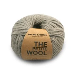 We Are Knitters Kit Snood Pour Chien Au Tricot 14 We Are Knitters Kit Snood Pour Chien Au Tricot -dog food shop pelote laine fine taupe FR 01
